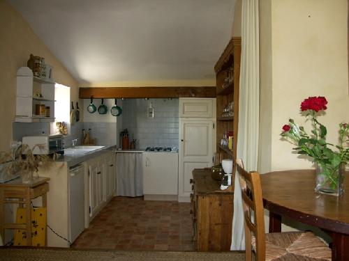 Charmante petite maison en Luberon, entre Goult et Lacoste